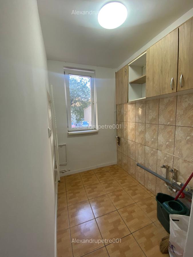 4 camere | Complex Apusului | parter inalt | bloc anvelopat | Luminos - 19