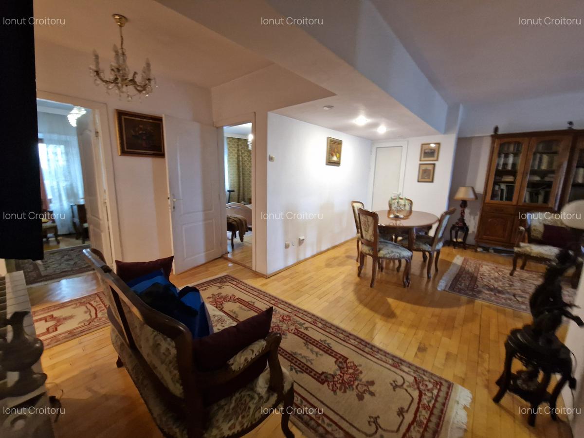 4 camere ULTRACENTRAL - panorama superba - 2 minute de Palas Mall - 28