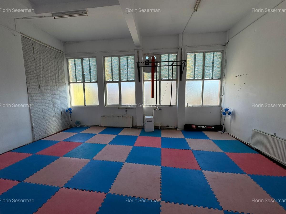 Mega spațiu comercial de vănzare/închiriere în Codlea - 29