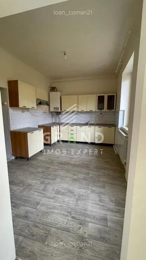 Ap 2 camere DECOMANDAT, CURTE INTERIOARA, PARCARE, PET-FRIENDLY, zona Centru - 2