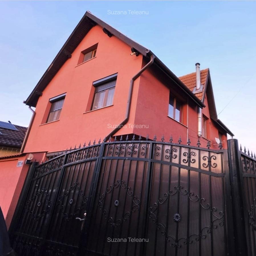 Vand casa Harman 4 camere  locatie centrala singur in curte - 16