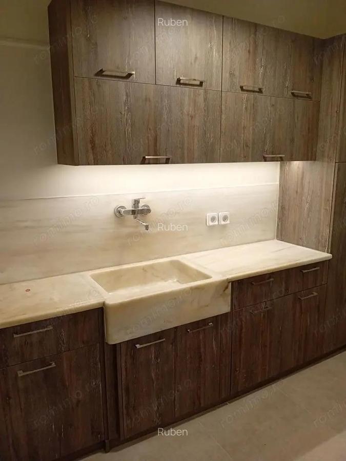 Spatiu de inchiriat in Piata Sudului - 4