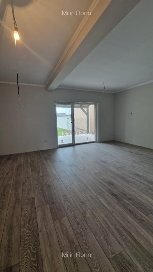 Proprietar Duplex P+M Cochet intrare Remetea - 159.900 Eur - 11