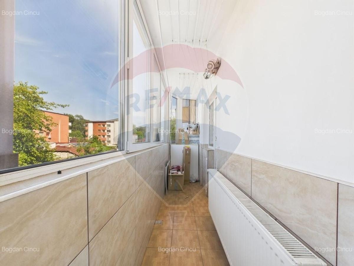 Apartament cu 3 camere semidecomandat, mobilat în Colentina - 9