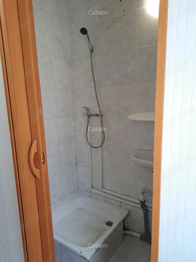 Proprietar vand garsoniera zona Tesatura Jumbo - 4