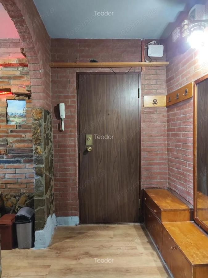 Inchiriere apartament 3 camere, str. Sovata, Rogerius, Oradea - 2