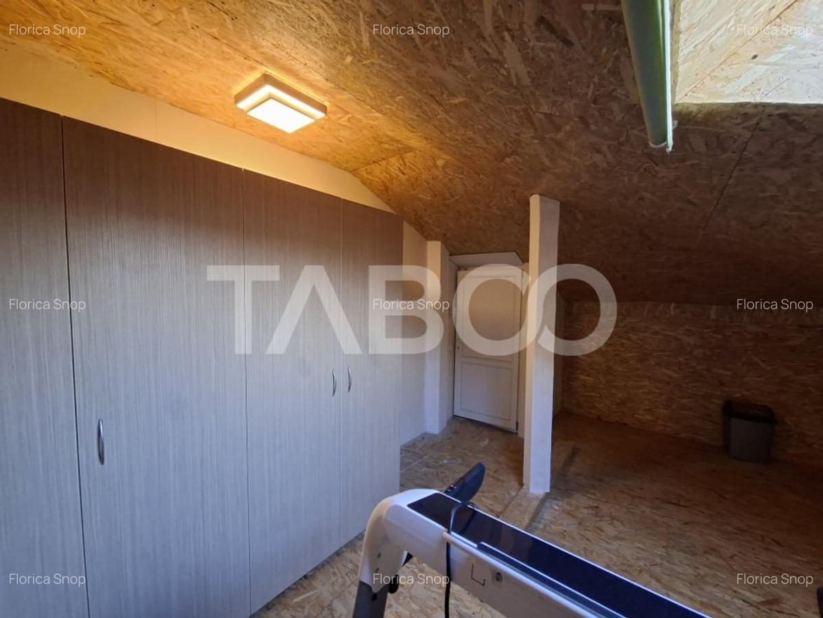 Apartament decomandat 3 camere loc de parcare pod cu echipamente sport - 16