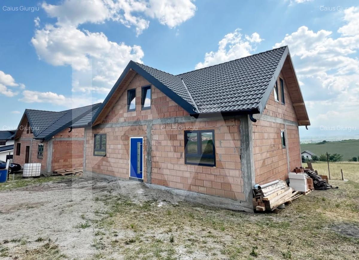Casa unifamiliala de vanzare-Șura Mare. Panorama deosebita spre Sibiu - 3