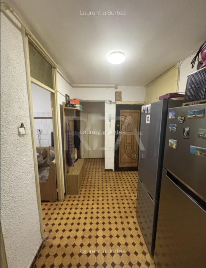 3 camere 2/8 ,anvelopat, Gorjului-Str. Azurului. - 4