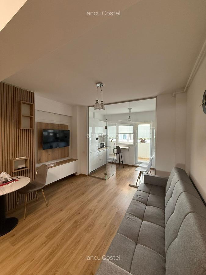 Apartament cu 2 camere semidecomandat în Berceni - 1