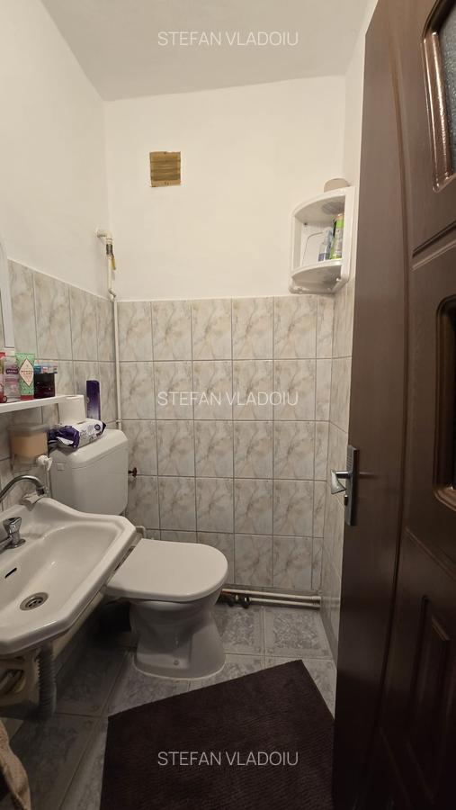 Apartament de 3 camere, decomandat, zona Tractorul . Aluminiului/ independentei - 5