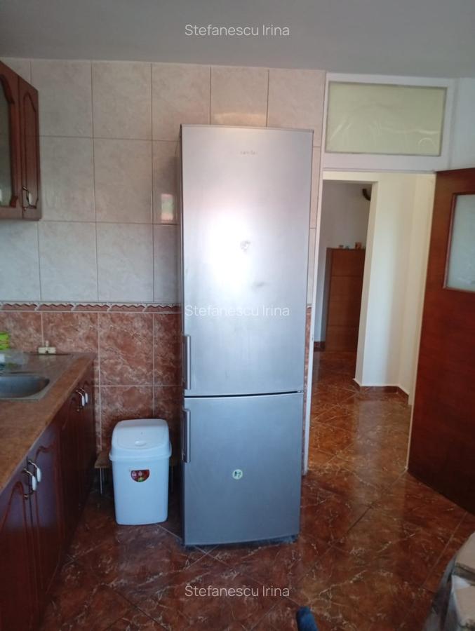 Apartament 3 camere central Buftea- 400 de euro, mobilat, utilat, loc parcare - 8 Apartament 3 camere central Buftea- 400 de euro, mobilat, utilat, loc parcare - 8