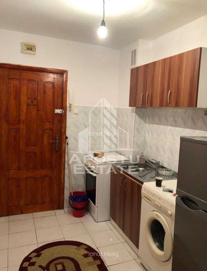 Apartament cu 1 camera, decomandat,  zona Complex studentesc - 2