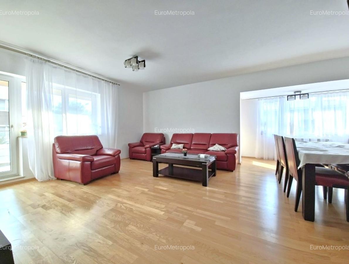 Apartament 3 camere , loc parcare, complex securiazat - 10