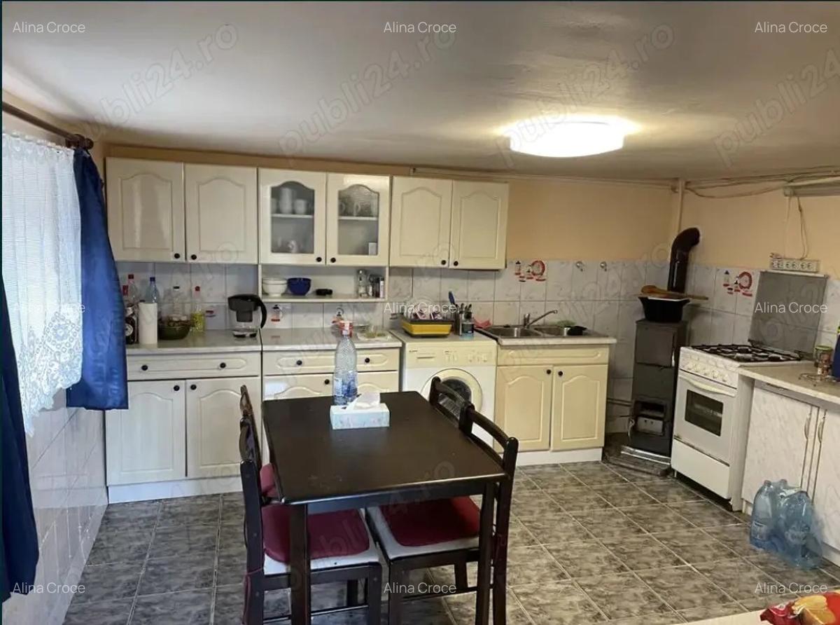 Vand casa Nucet Sibiu - 1