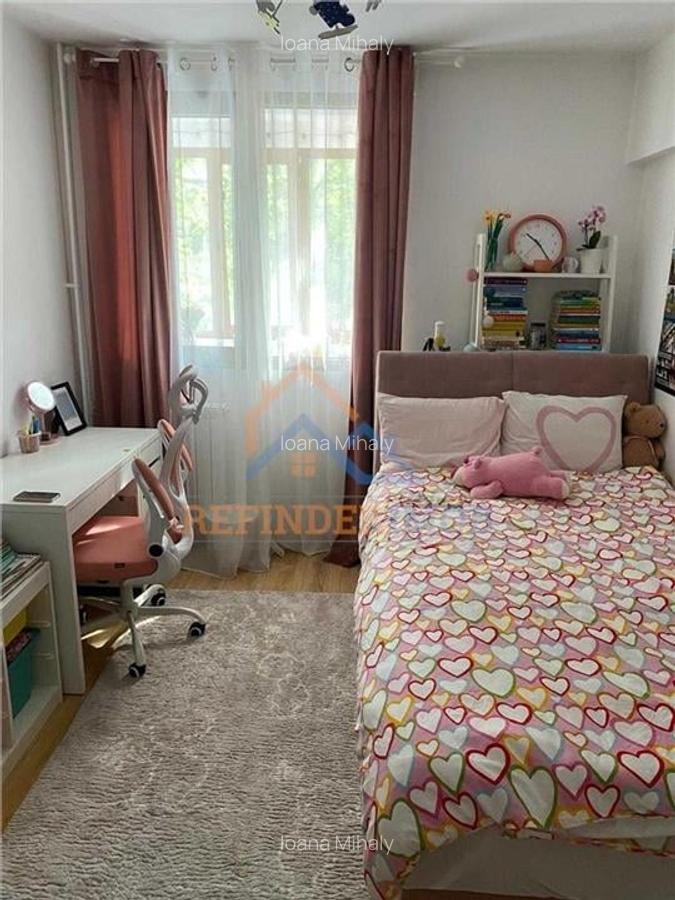 Apartament cu 3 camere decomandat, mobilat în Titan - 3