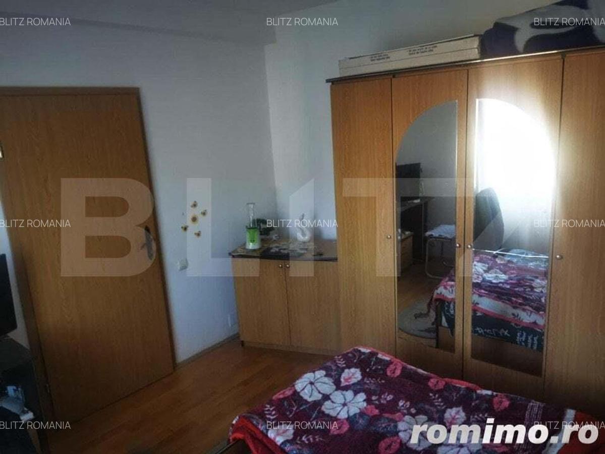 Casa 10 camere, 300 mp utili , teren 700 mp - 2