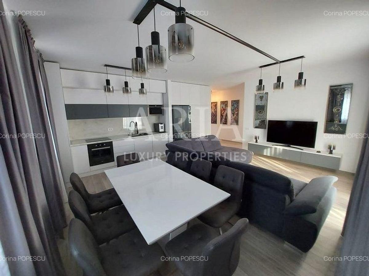 Apartament cu 3 camere decomandat în P-ța Muncii - 2