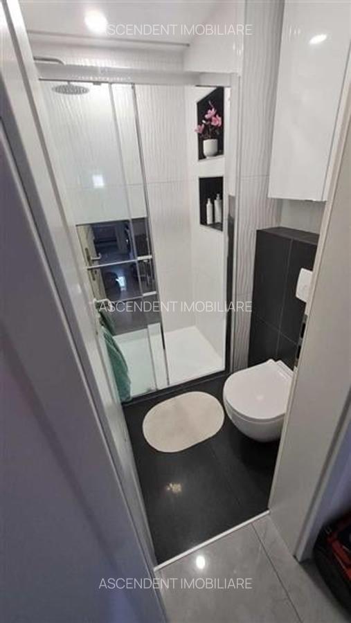 Apartament cu 3 camere decomandat în Central - 4