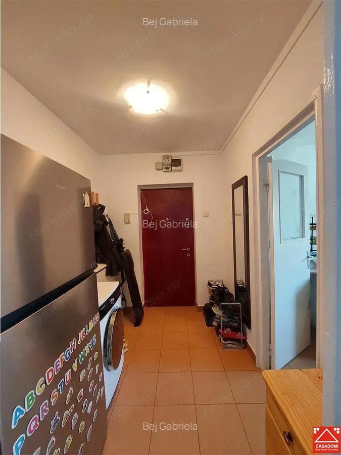 Apartament 2 camere, zona P-ta Garii - 11