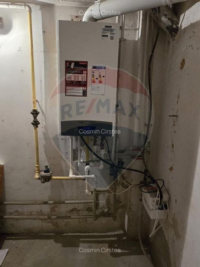 DE VANZARE Casa / Vila cu 6 camere in Popesti-Leordeni - 58