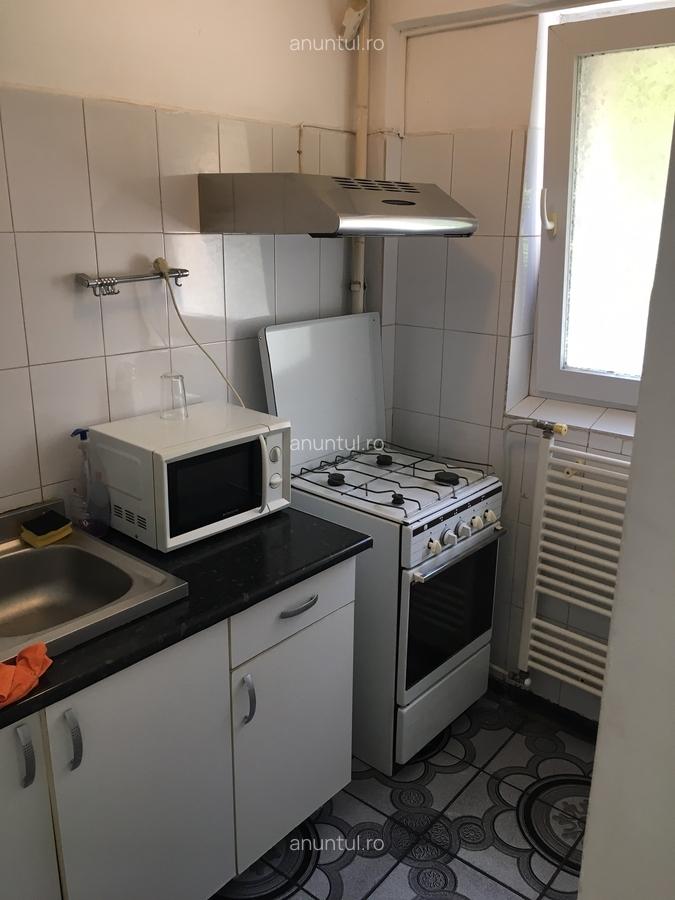 Bucur Obor, Avrig, Dimitrov - 4