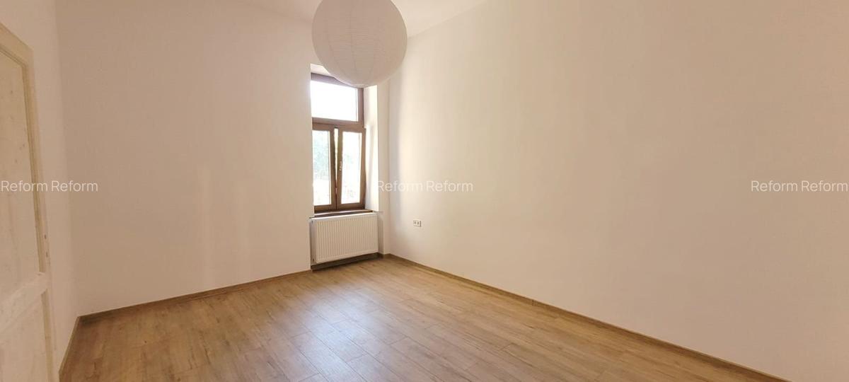 De vânzare apartament 3 camere, renovat, zonă semicentrală - 5