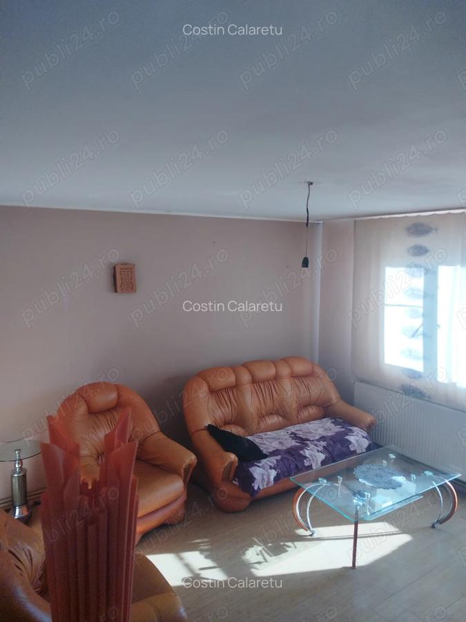 Apartament 2 camere + curte cu o construc?ie de Bca - 1
