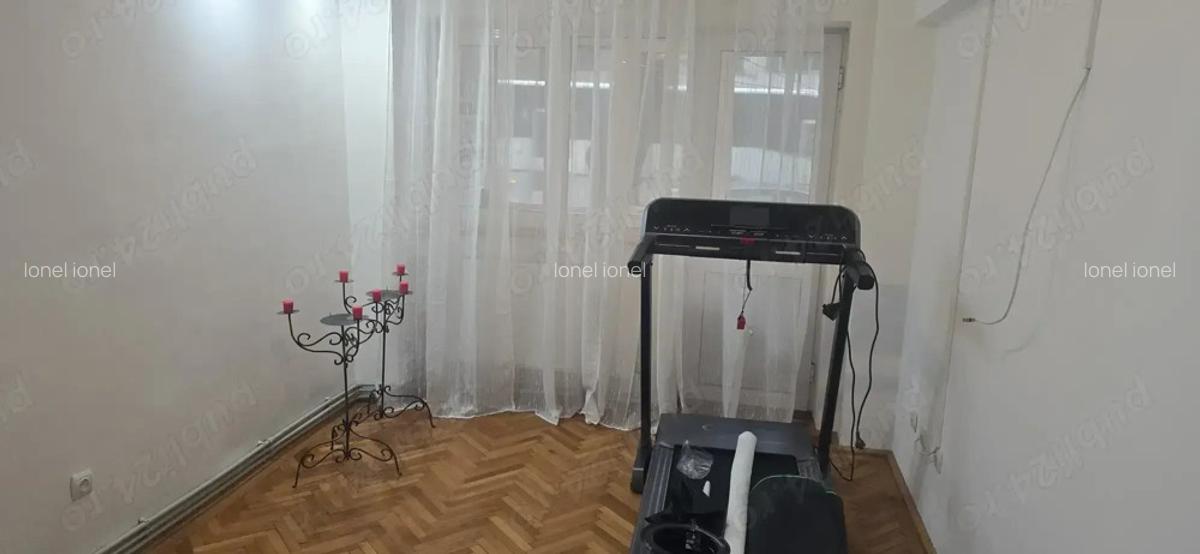 Vand apartament 3 camere pretabil spatiu comercial - 1