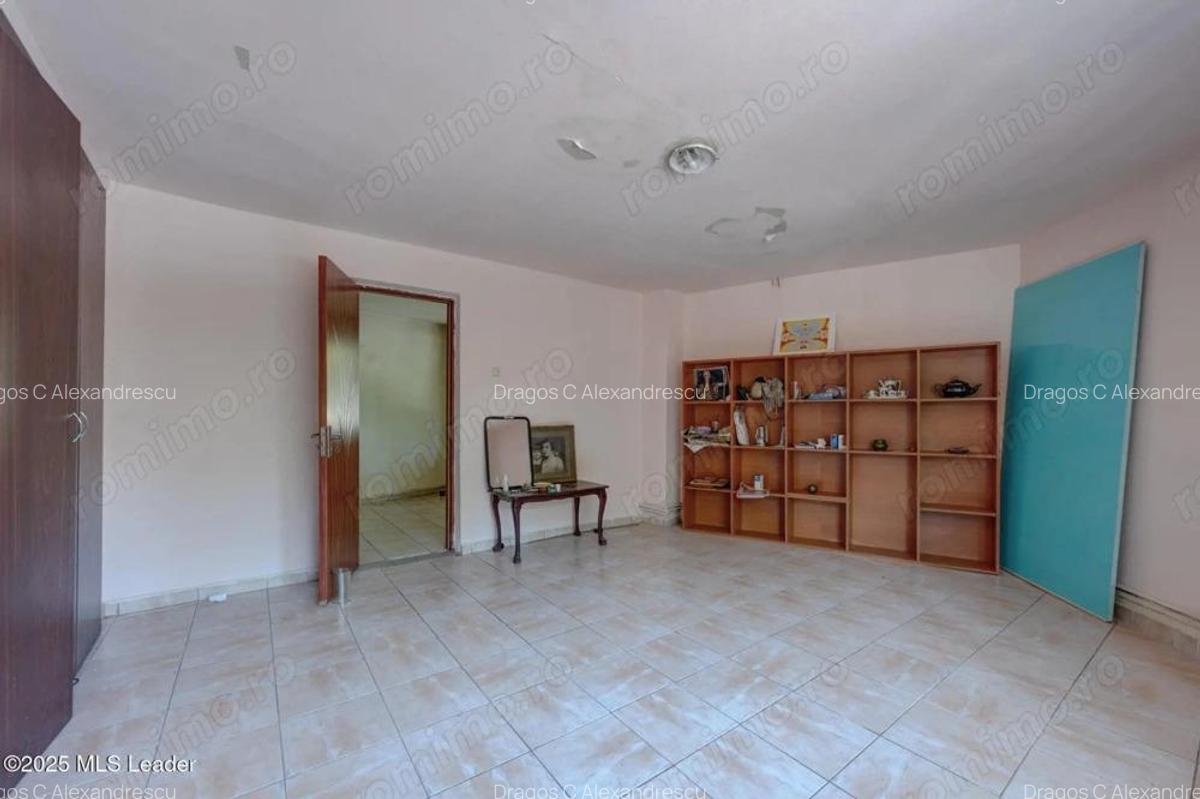 Vanzare imobil 11 camere, intrare Parc Carol - 19