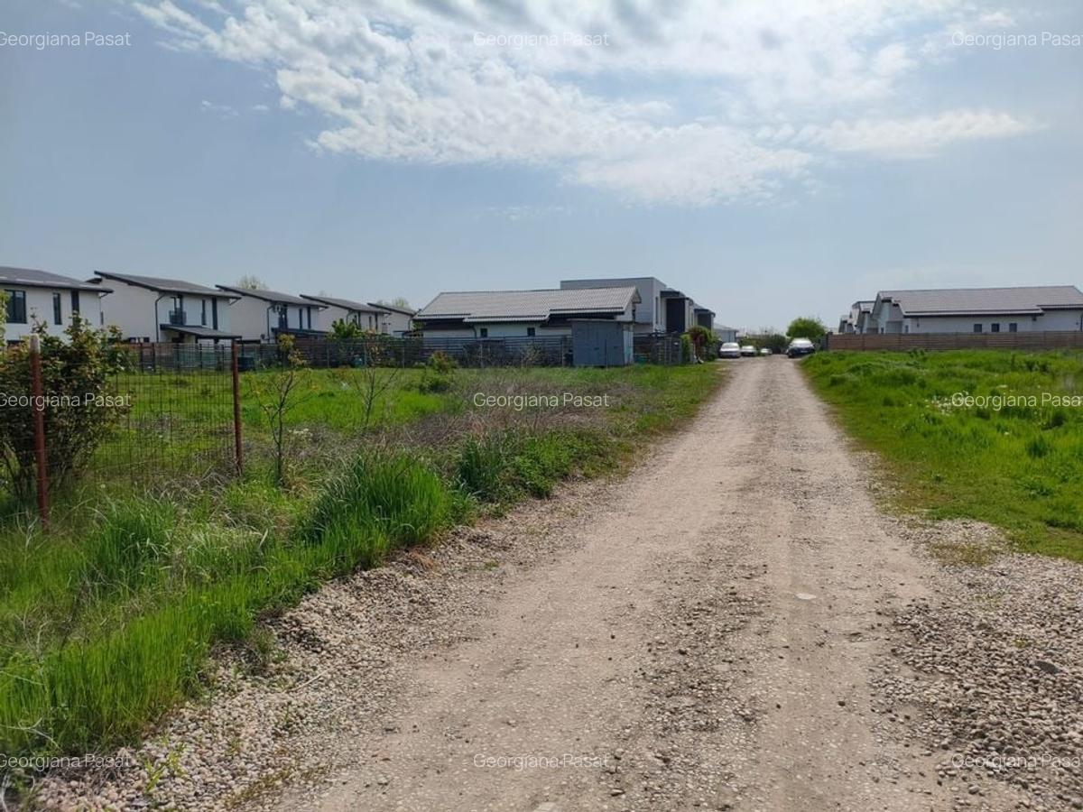 Teren intravilan 420 mp | Utilitati in zona | Acces asfaltat - 2