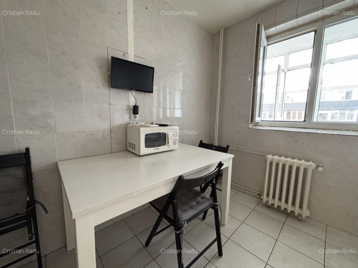 Apartament cu 3 camere, mobilat în Crângași - 20