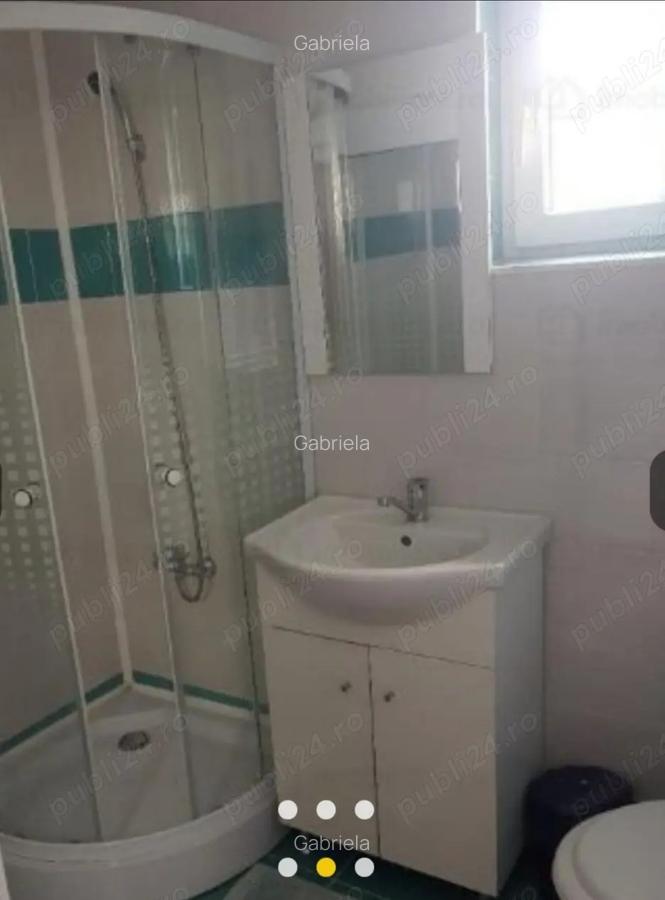 Inchiriez ap 2 cam. ultracentral, mobilat, loc parcare, 480 eur luna. - 2