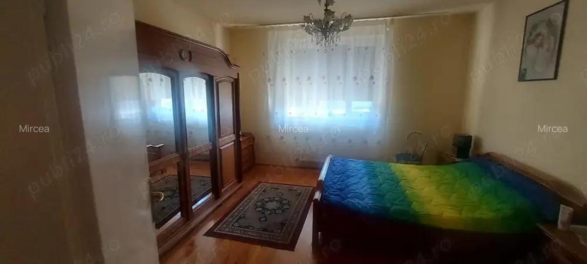 Casa cu teren 710 mp, Victor Hugo Fratelia - 6