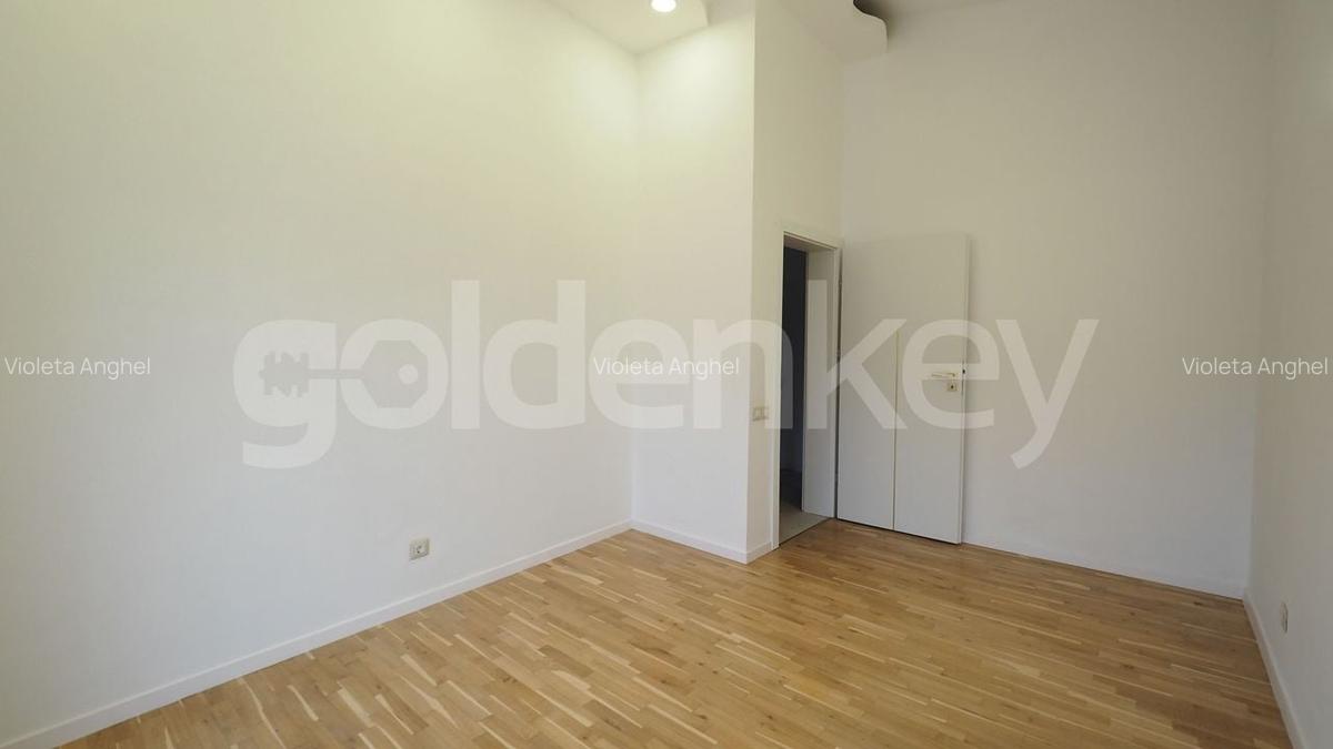 Vila spatioasa cu 6 camere si 500mp teren - 14