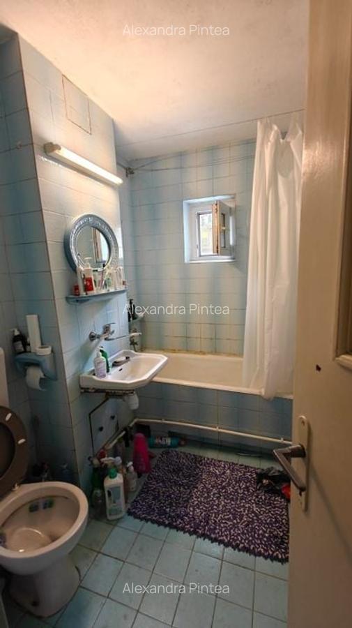 Apartament 2 camere, decomandat, etaj intermediar, Godeanu - 3