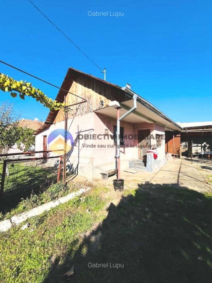 Casă individuală cu 2 camere în 1 Mai - 11