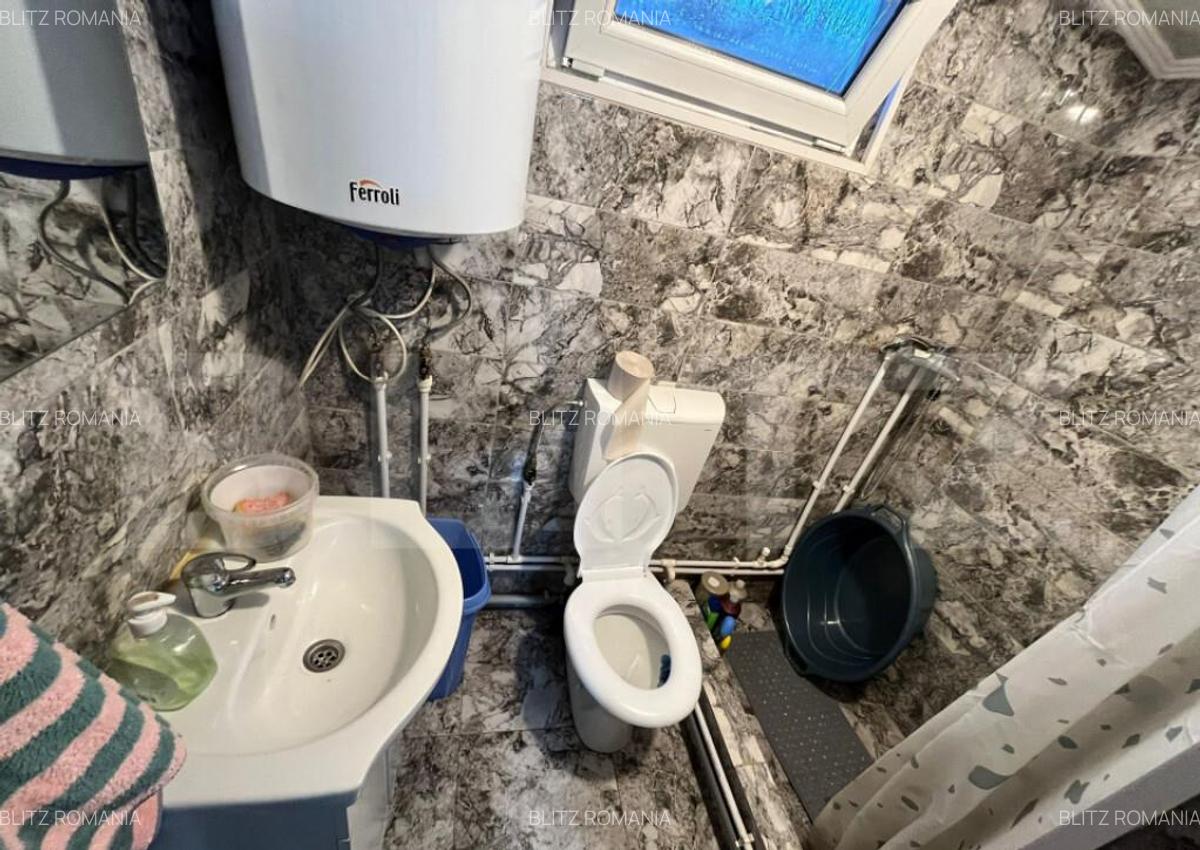 Casa de vanzare, 420 mp teren, zona COS - 4