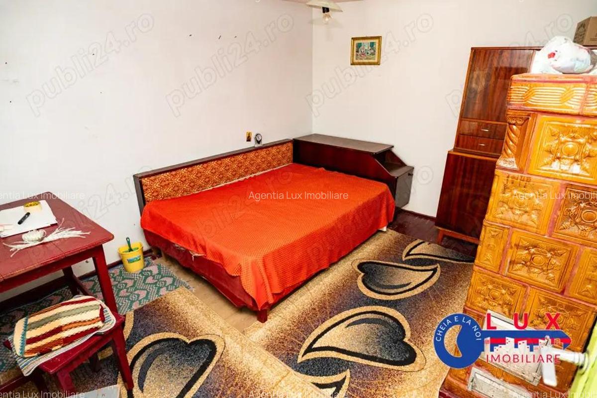 ID 6705 CASA de vanzare *STRADA Pacii - 11