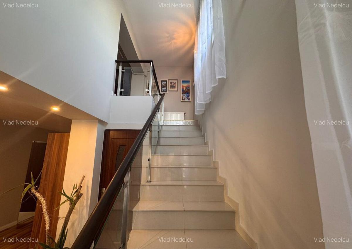 Casa 9 camere Glina 350 mp utili 1000 mp teren - 13