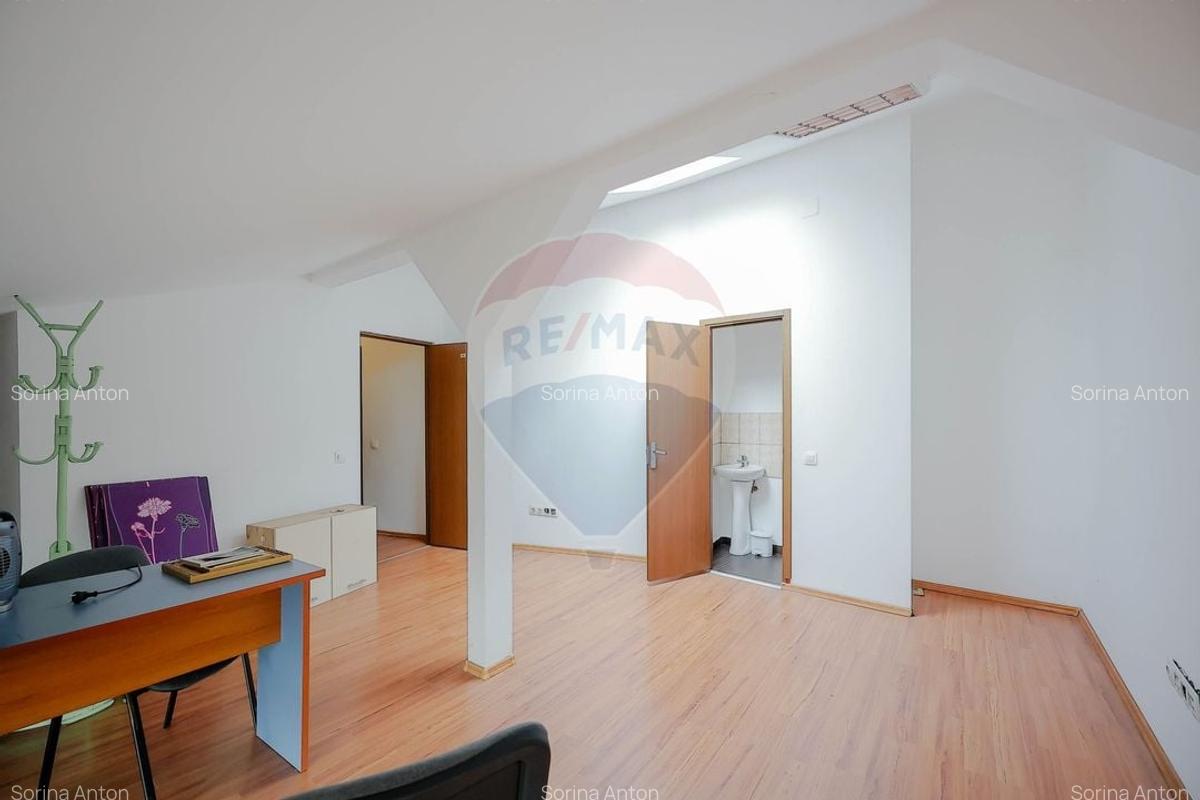Apartament cu 7 camere decomandat, mobilat în Ultracentral - 14