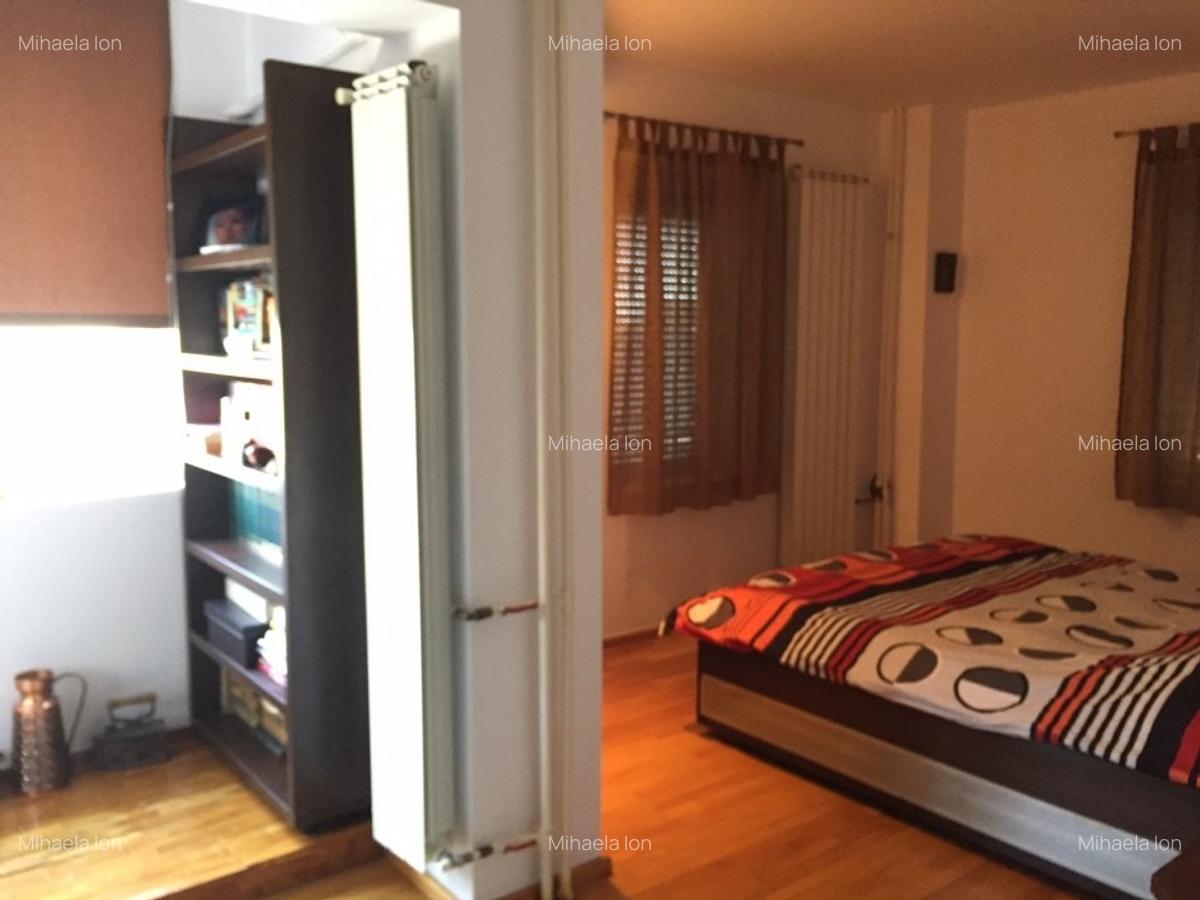 Apartament cu 3 camere semidecomandat, mobilat în Văcăresti - 5