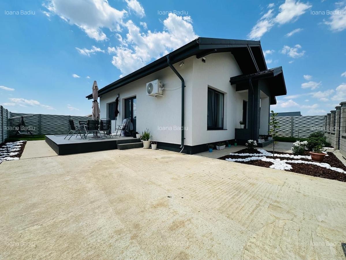 Vila parter-3 camere-2 bai-pod-incalzire in pardoseala-360 mp teren - 2
