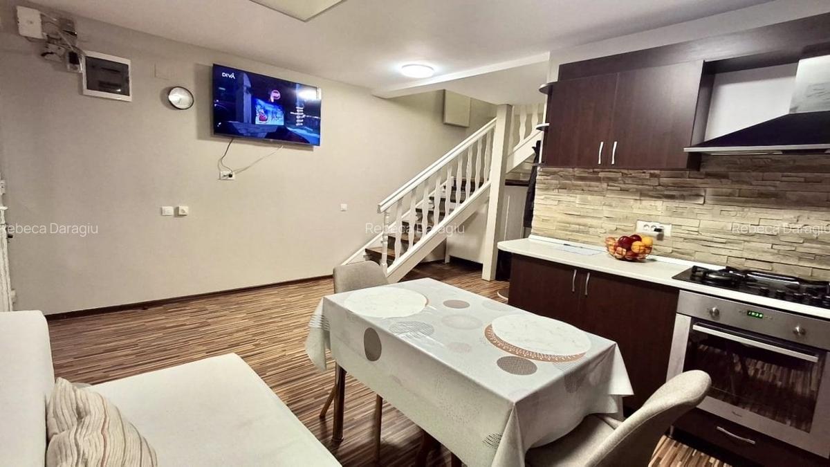 Casa individuala renovata, 4 camere, teren 200 mp - 5