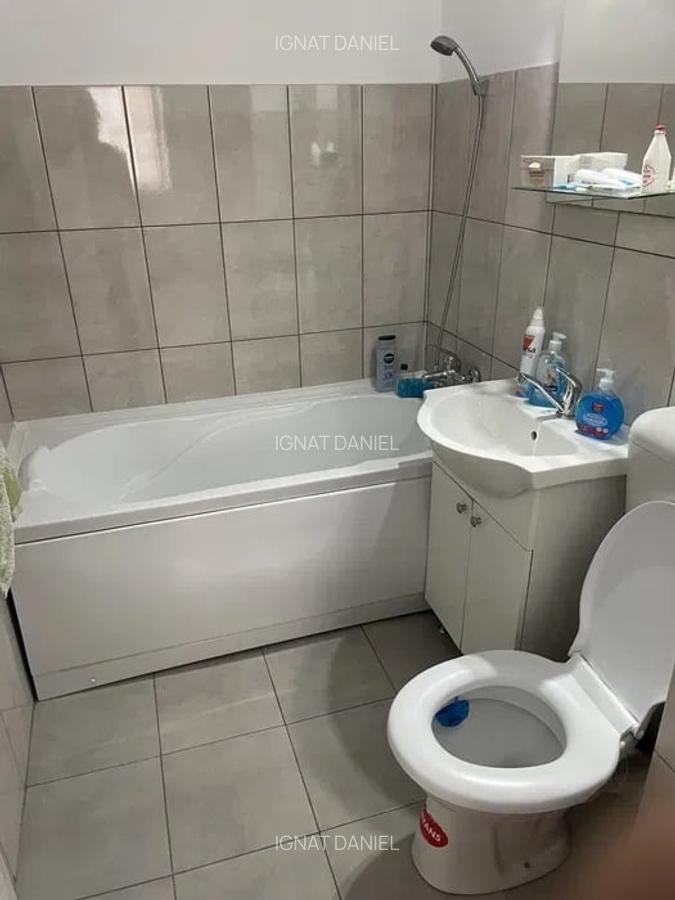 Apartament cu 2 camere, etajul 3/10, zona Podu Ros - 5