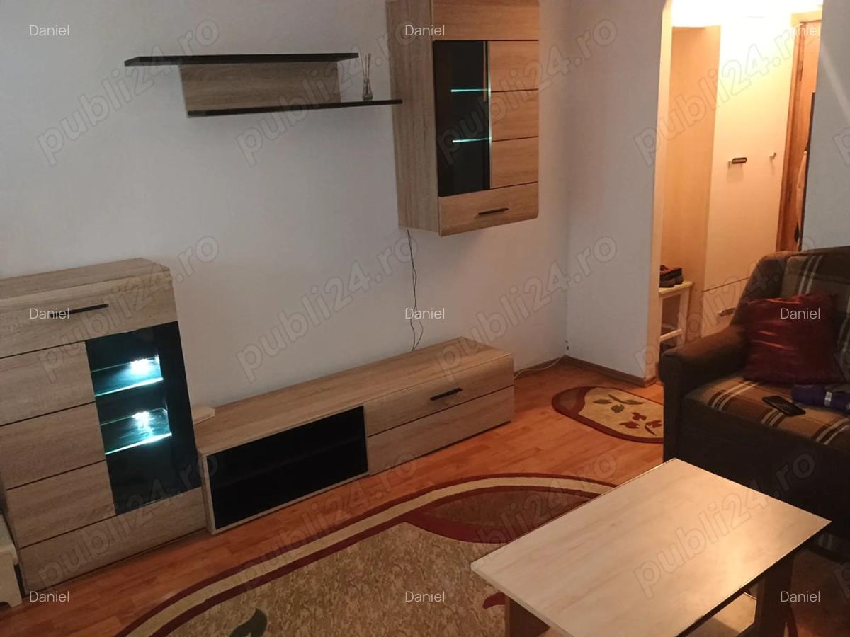 Ofer spre inchiriere garsoniera zona 0 Brasov - 1