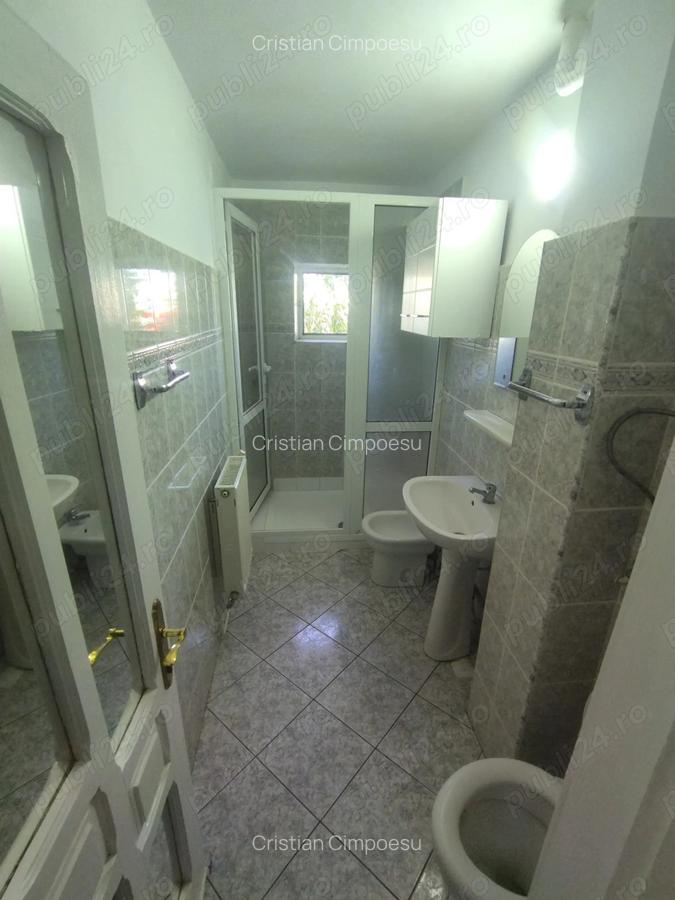 Inchiriez apartament cu 2 camere - 1