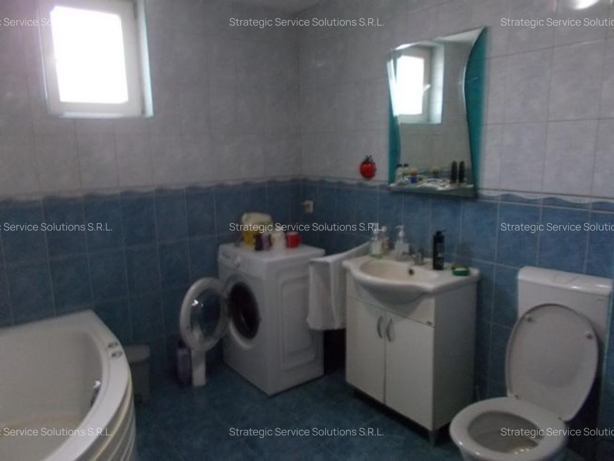 Vila, P+M, Giroc, vatra satului, 5 camere, teren 274mp - 5