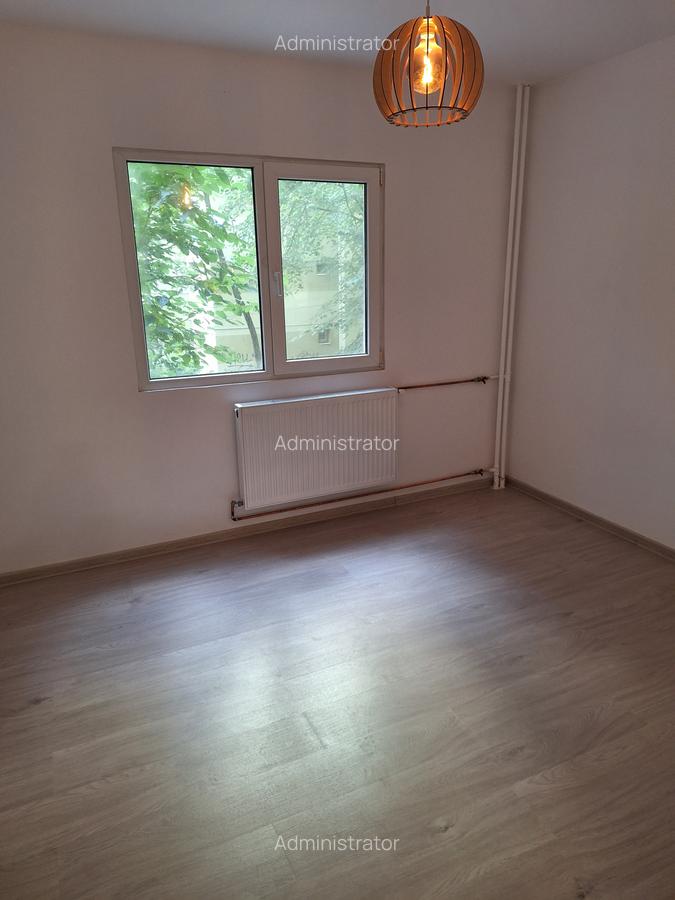 Drumul Taberei bloc 1980 - 6