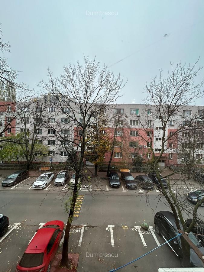 Titan Ozana 3 Camere Etaj 2 Centrala Proprie Instalatii Schimbate - 10